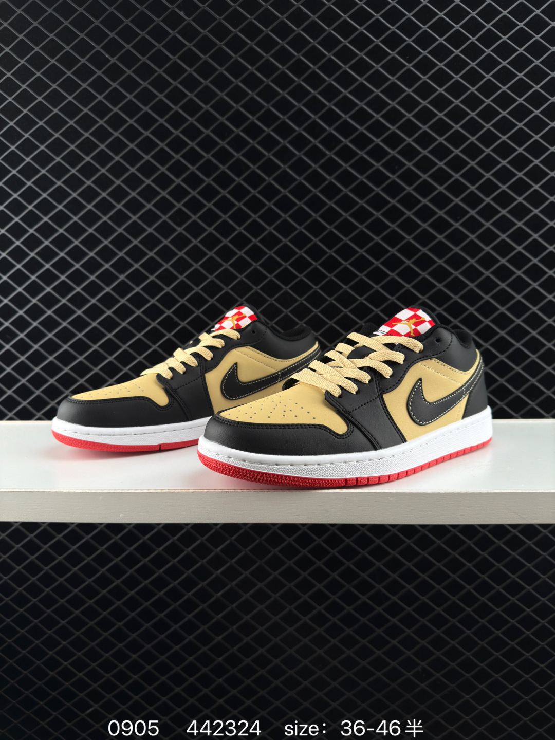 Air Jordan 1 Low 